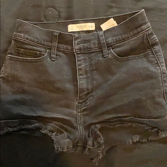Abercrombie & Fitch Black Shorts - Picture 1 of 4